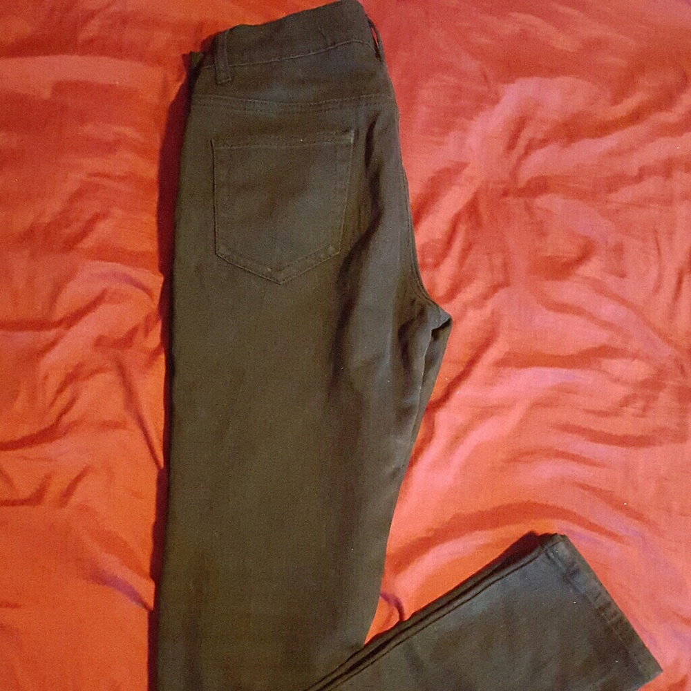 Black skinny jeans